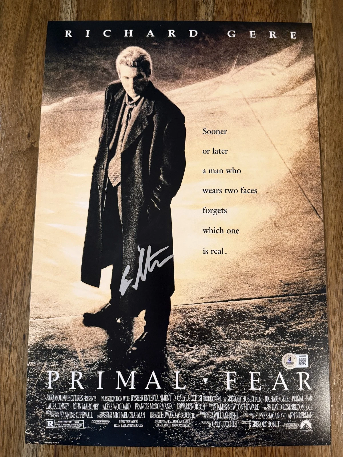 EDWARD NORTON ‘PRIMAL FEAR’ SIGNED 12×18 PHOTO ‘AARON’ BECKETT ROY COLLECTIBLE MEMORABILIA