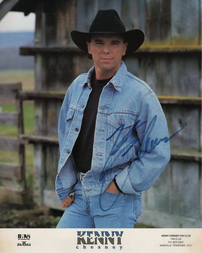KENNY CHESNEY SIGNED AUTOGRAPH 8X10 PHOTO COUNTRY MUSIC LEGEND, RARE PROMO ACOA