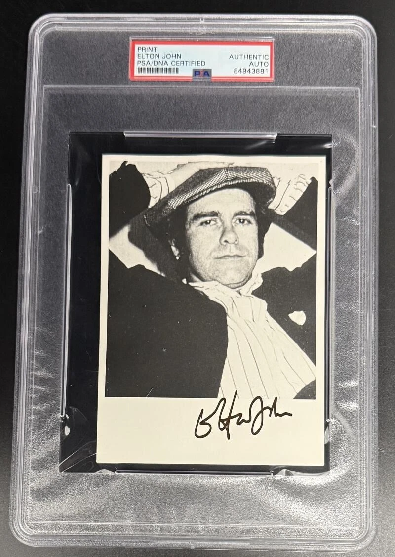 Elton John Signed Autograph PSA/DNA Slabbed Photo Card w/ Full Vintage Signature