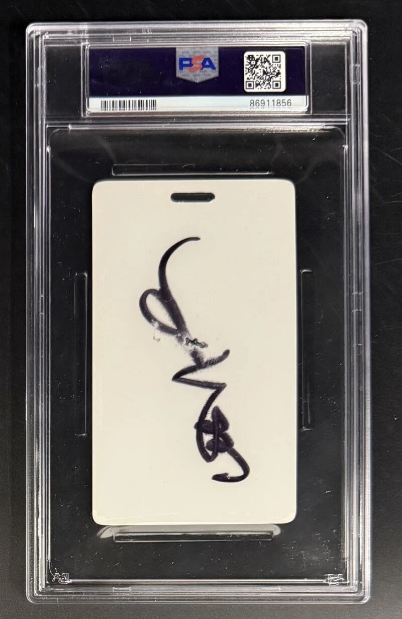 Willie Nelson Signed Autograph PSA/DNA COA Slabbed Farm Aid 2004 Artist Pass