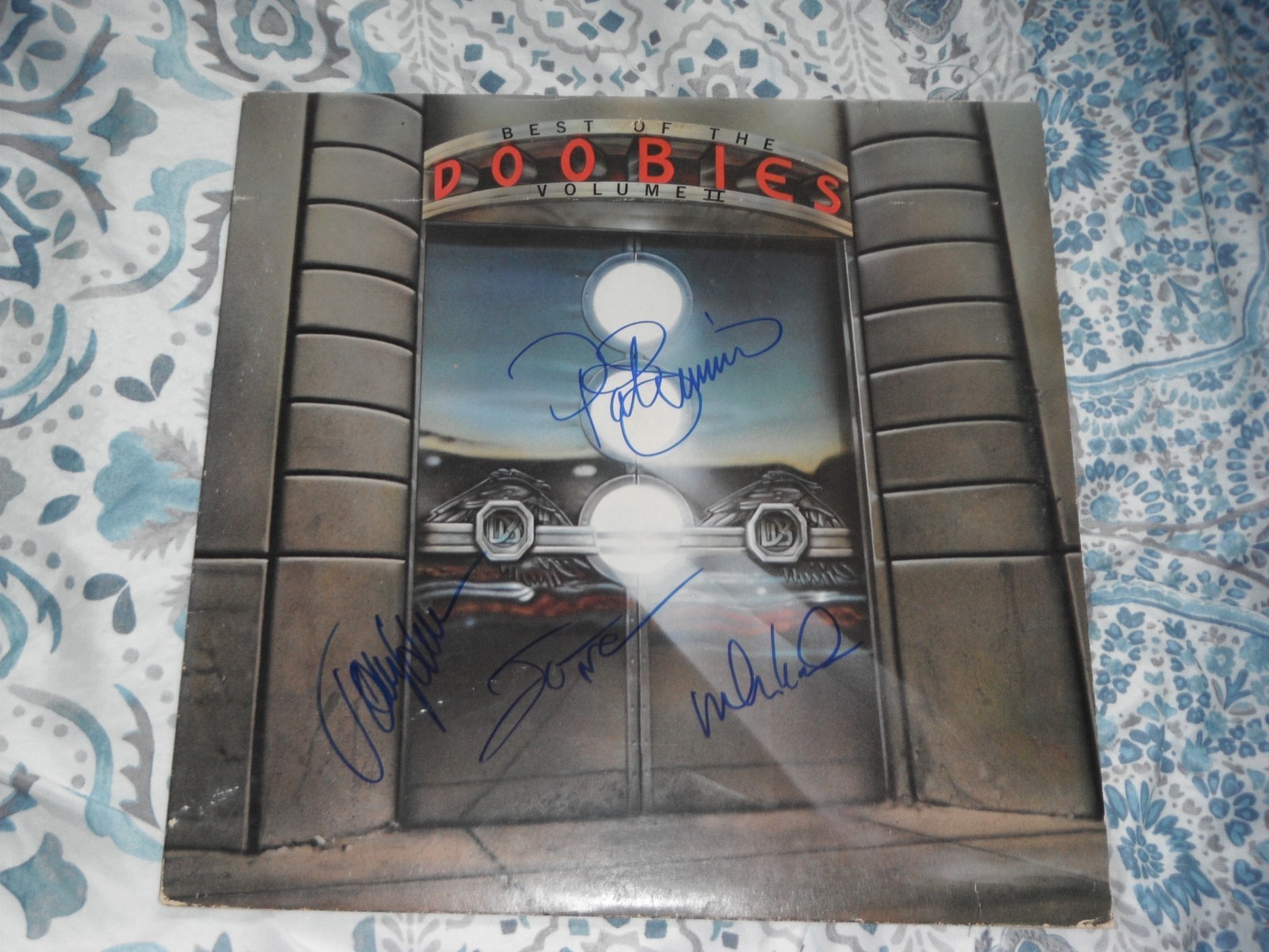 THE DOOBIE BROTHERS SIGNED BEST OF VOLUME 2 VINYL ALBUM PAT, TOM, MICHAEL, JOHN