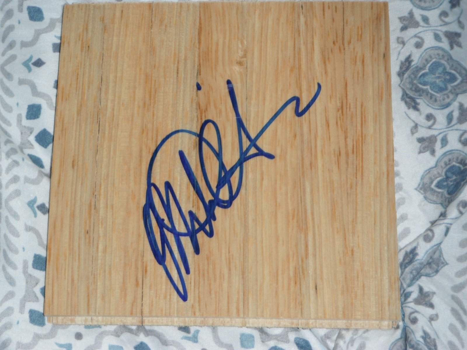 NEW YORK KNICKS MIKE DANTONI SIGNED WOOD FLOOR TILE