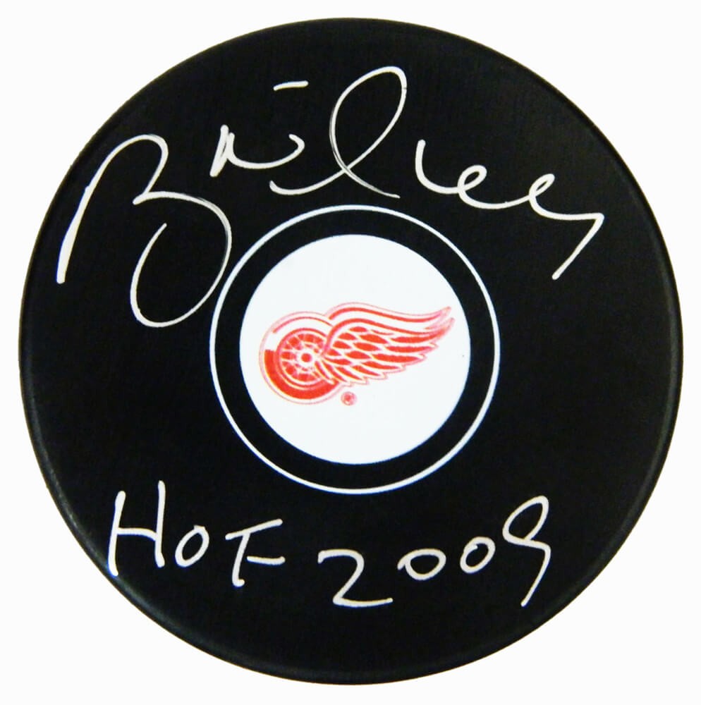 BRETT HULL Signed Detroit RED WINGS Logo Hockey Puck w/HOF 2009 - SCHWARTZ