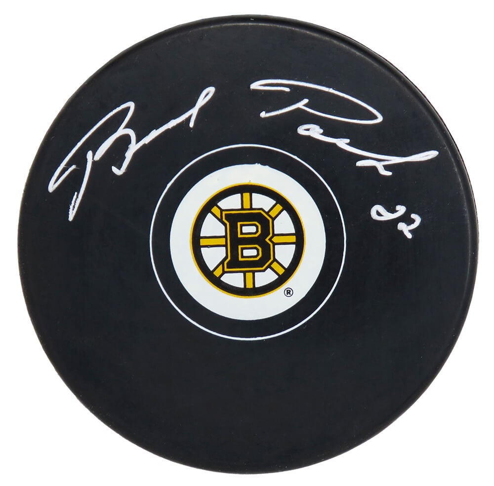 Brad Park Signed Boston Bruins Logo Hockey Puck - SCHWARTZ