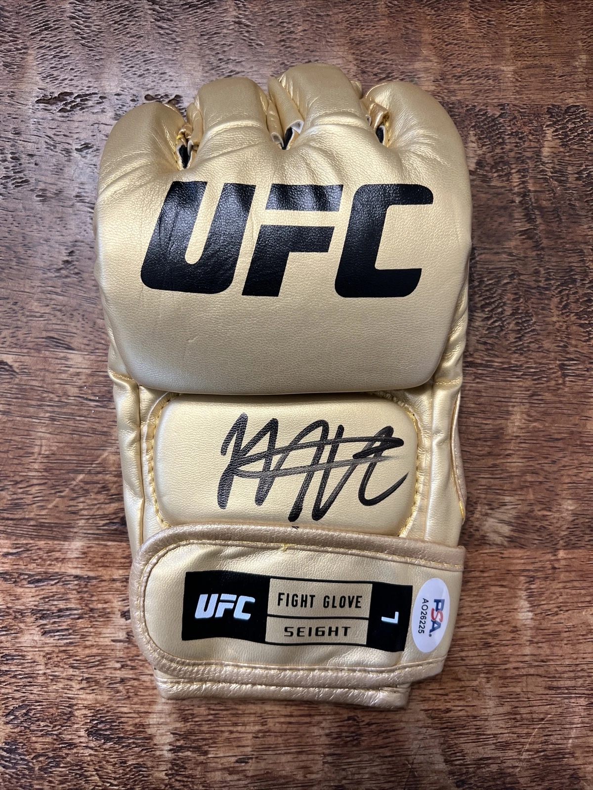 Khabib Nurmagomedov Signed Gold UFC Glove PSA DNA Autographed MMA