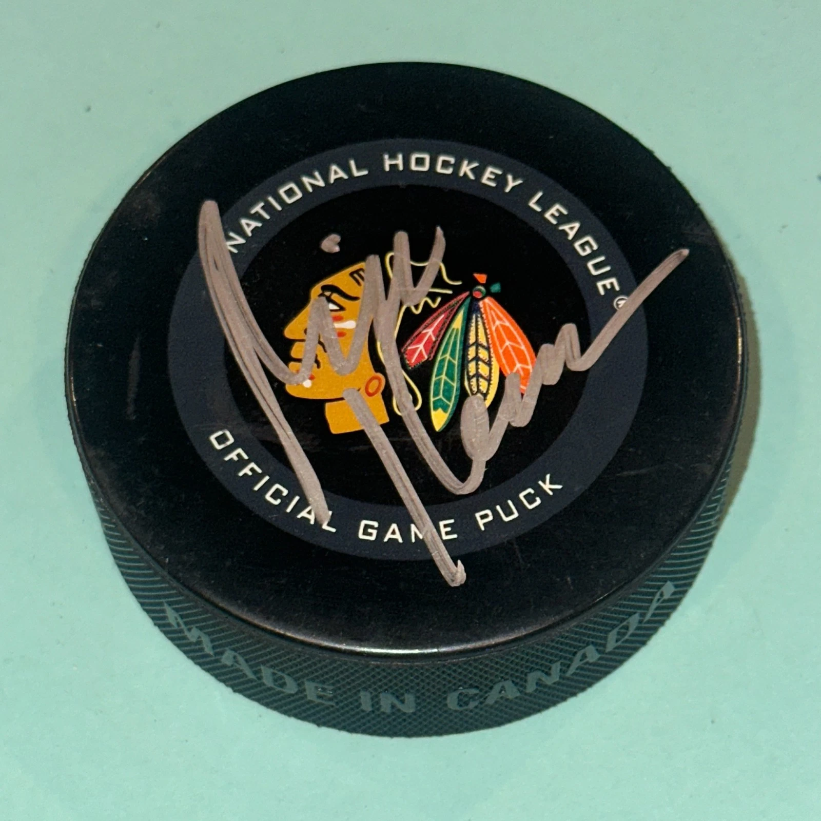 MIKE KEENAN Signed Chicago BLACKHAWKS Official GAME Puck Beckett BAS