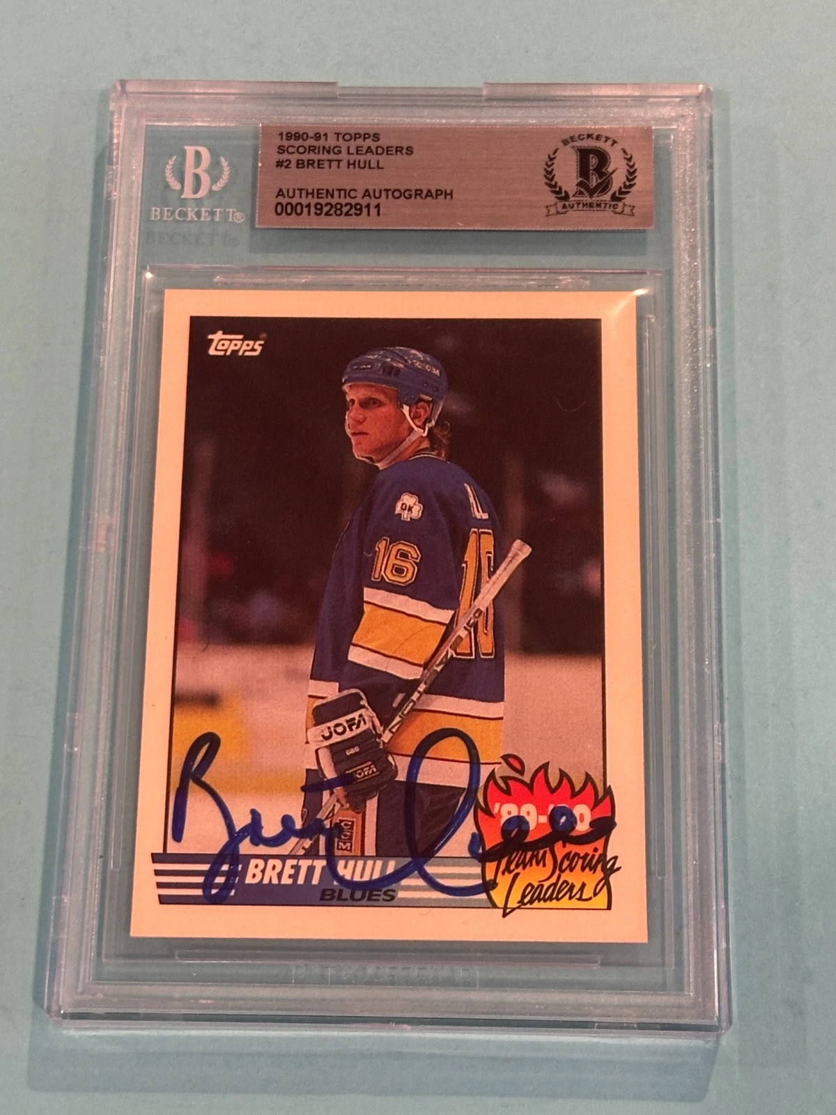 BRETT HULL Signed 1990-91 TOPPS LEADERS Card #2 Beckett Authenticated (BAS)