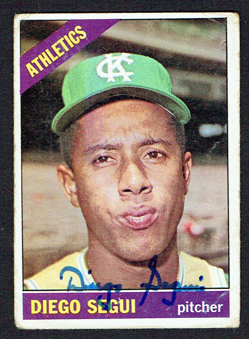 Diego Segui #309 signed autograph auto 1966 Topps Baseball Trading Card