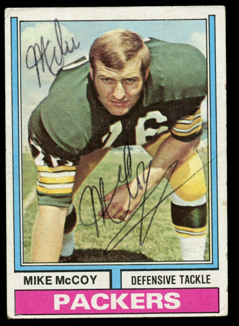 Mike McCoy #425 signed autograph auto 1974 Topps Football Trading Card