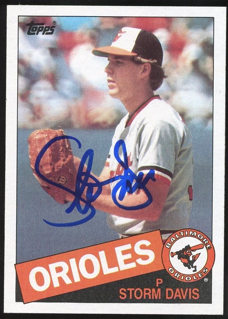 Storm Davis #599 signed autograph auto 1985 Topps Baseball Trading Card