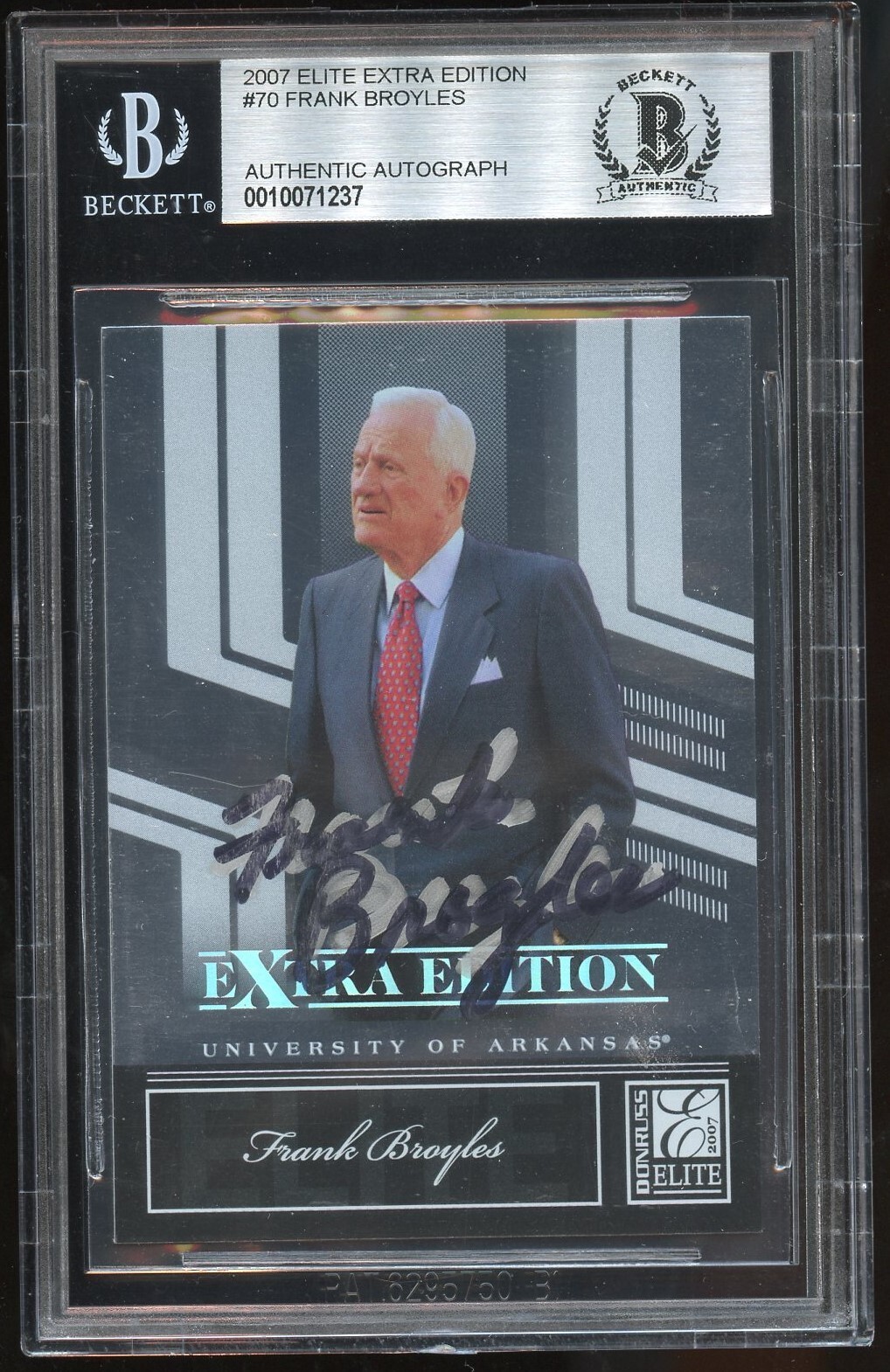 Frank Broyles #70 signed autograph auto 2007 Elite Extra Edition Card BAS Slab