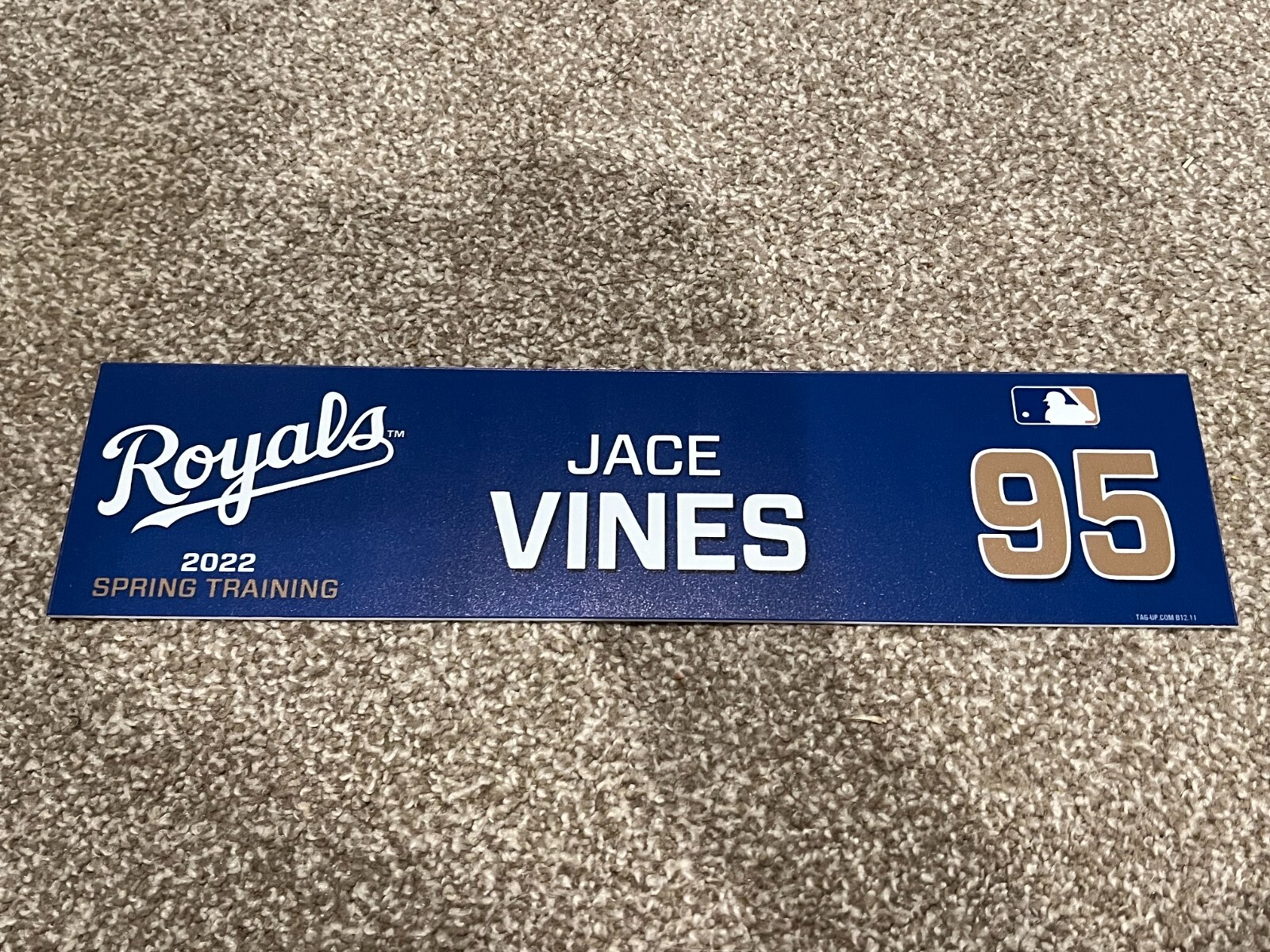 KANSAS CITY ROYALS GAME USED ? TEAM ISSUED BASEBALL NAMEPLATE ST JACE VINES