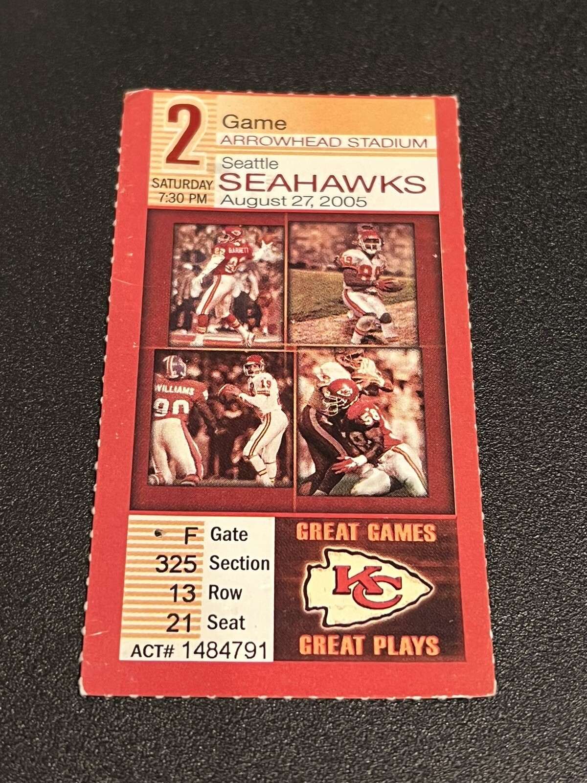 FOOTBALL TICKET STUB ARROWHEAD KANSAS CITY CHIEFS SEATTLE SEAHAWKS 8/27 2005