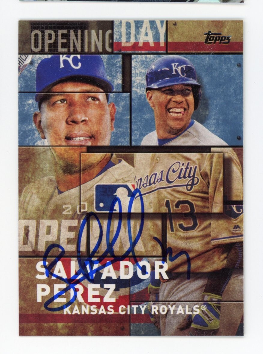 SIGNED BASEBALL CARD AUTO KANSAS CITY ROYALS SALVADOR PEREZ 2018 TOPPS #OD6