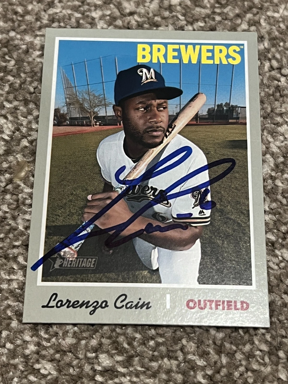 SIGNED BASEBALL CARD AUTO LORENZO CAIN TOPPS HERITAGE 2019 437 MILWAUKEE BREWERS
