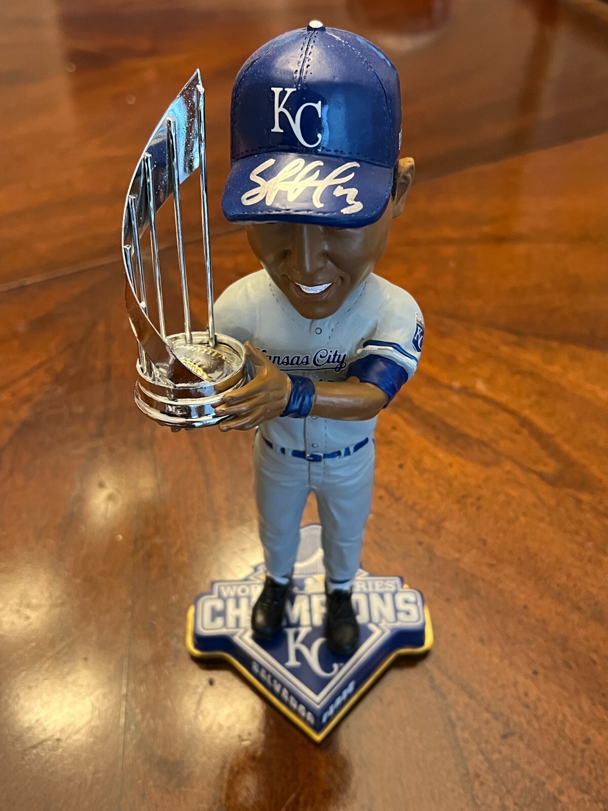 SALVADOR PEREZ SIGNED BASEBALL 2015 WS MVP BOBBLEHEAD KANSAS CITY ROYALS JSA COA