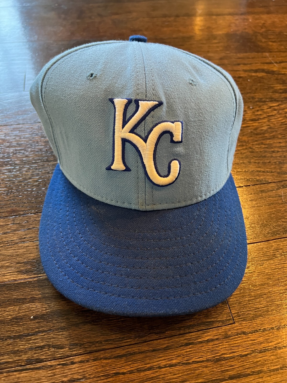 DUSTY HUGHES GAME USED BASEBALL HAT KC KANSAS CITY ROYALS