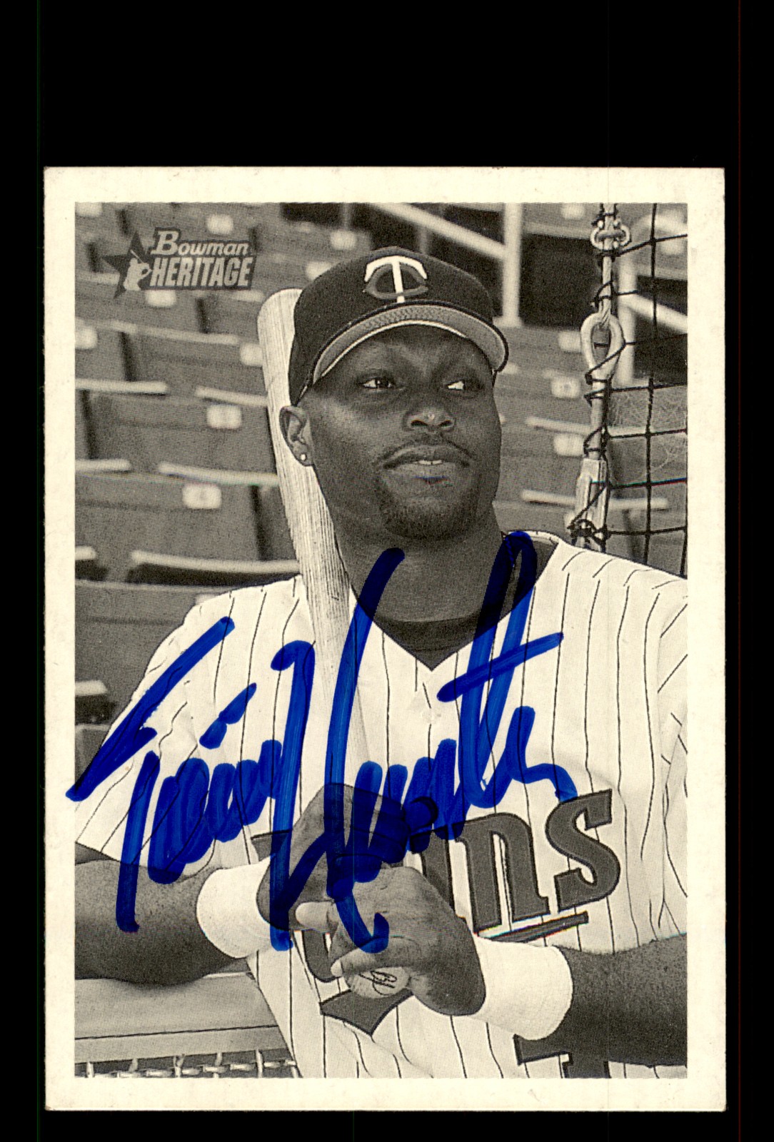 Signed Baseball Card Auto Torii Hunter 2001 Bowman Heritage #308 Minnesota Twins