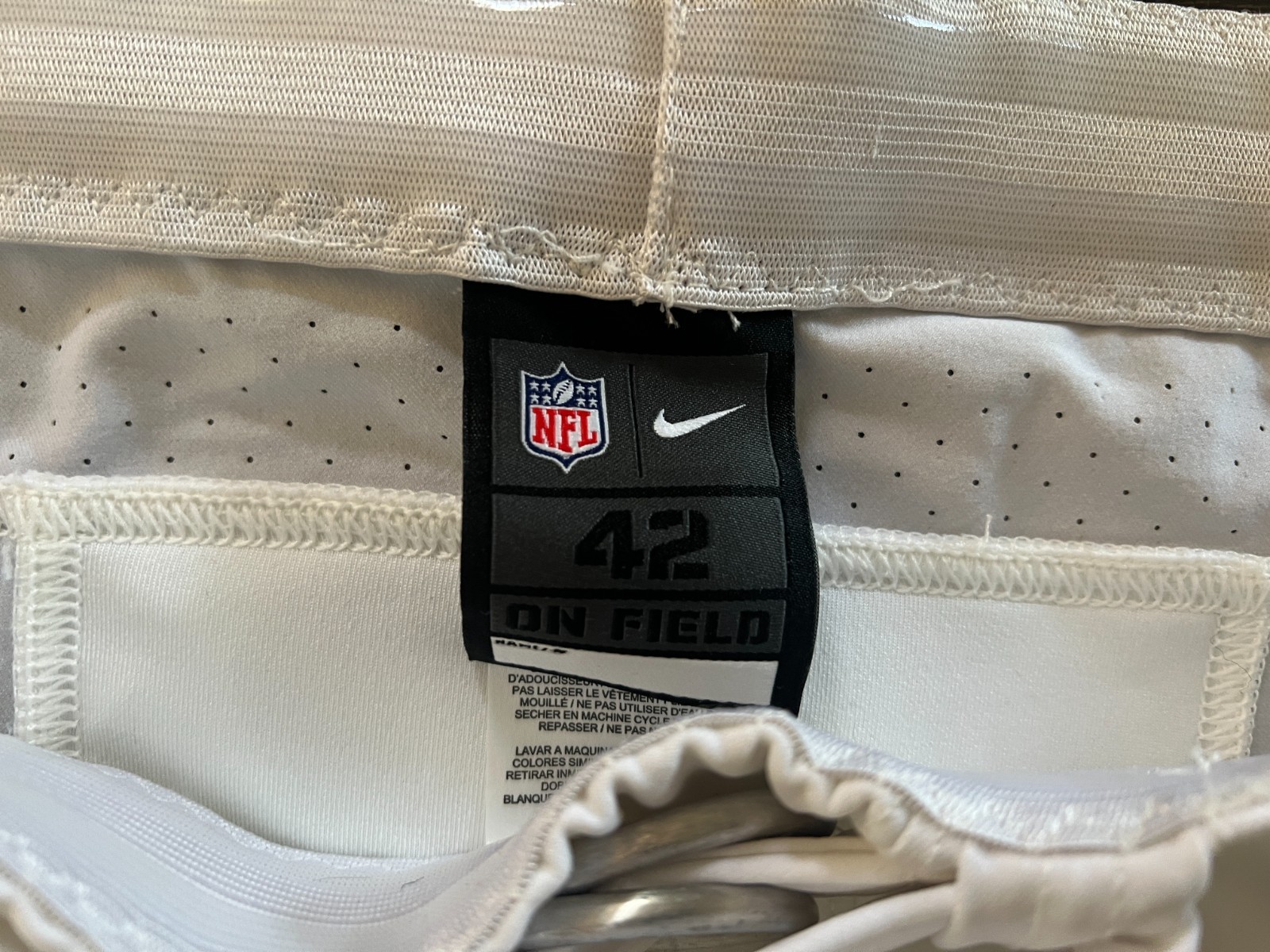 2018 GAME ISSUED KANSAS CITY CHIEFS FOOTBALL PANTS * NOT USED * WHITE SIZE 42
