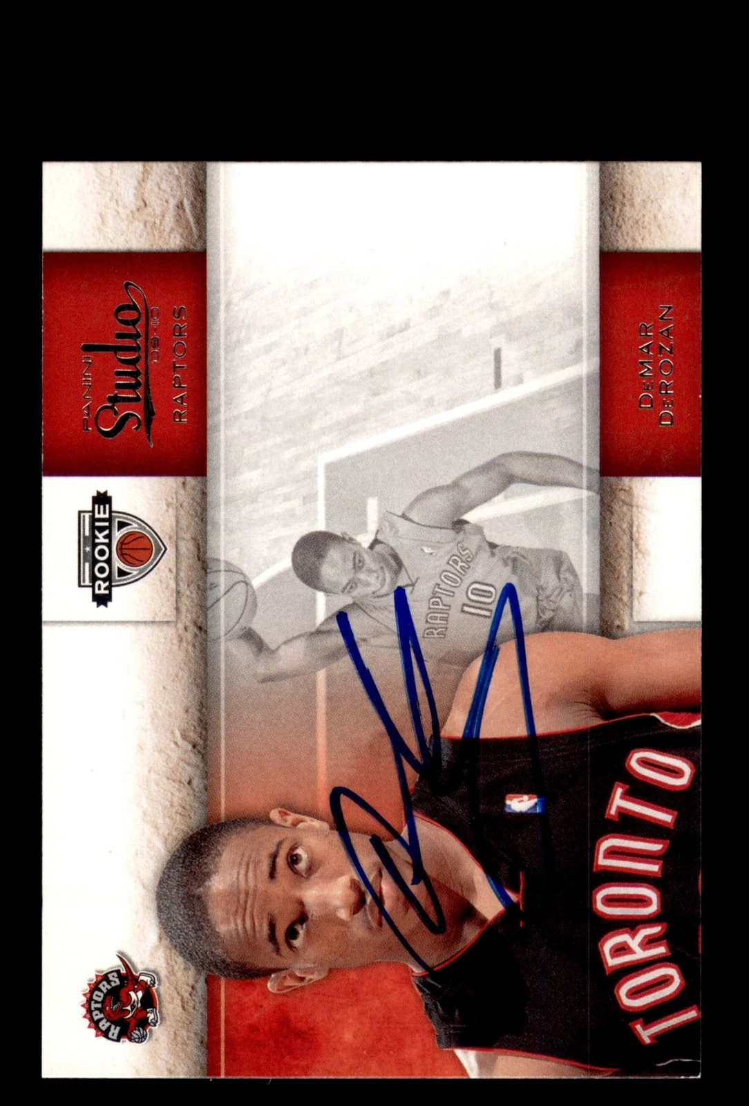 Signed Basketball Card Auto DeMar DeRozan 2009-10 Panini Studio #148 Raptors