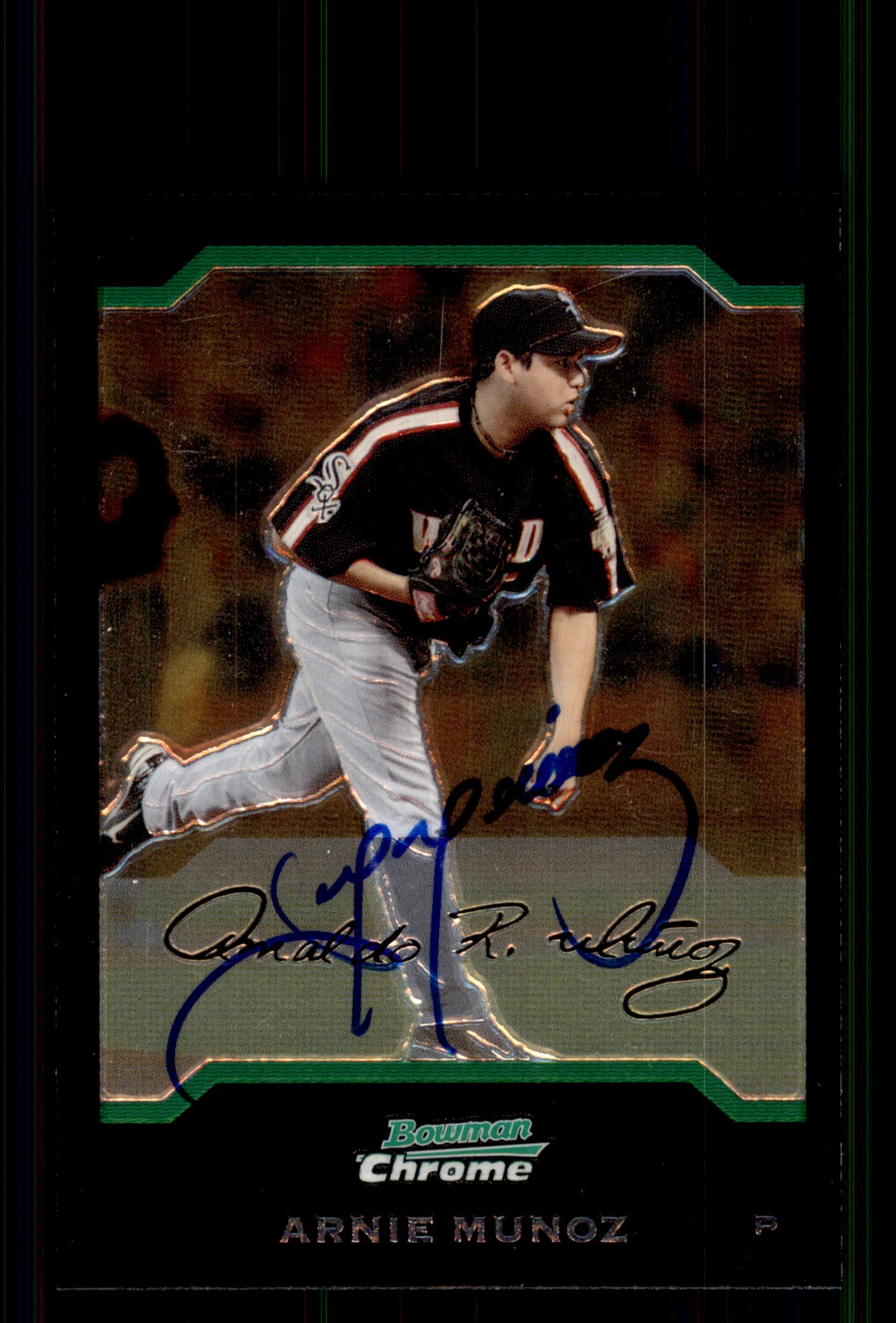 Signed Baseball Card Auto Arnie Munoz 2004 Bowman Chrome #BDP127 White Sox