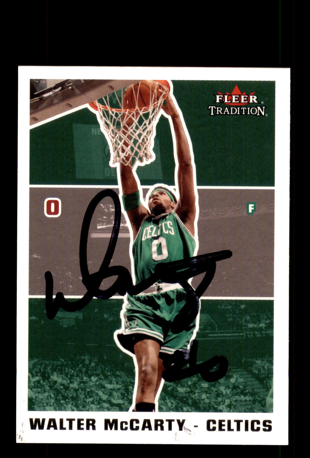 Signed Basketball Card Auto Walter McCarty 2003-04 Fleer Tradition #212 Celtics
