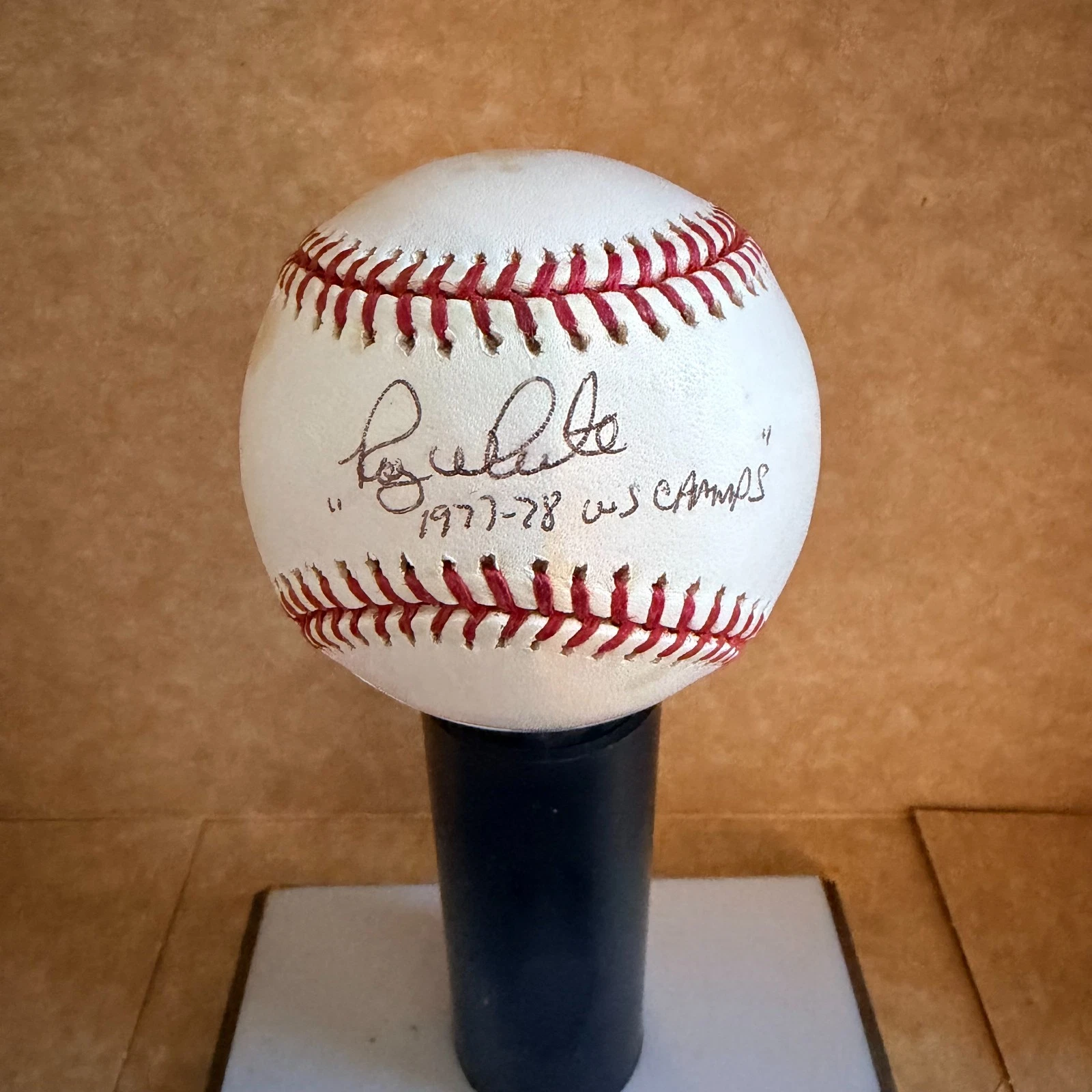 ROY WHITE YANKEES 1977-78 WS CHAMPS  AUTOGRAPHED A.L. BASEBALL BECKETT AUTH