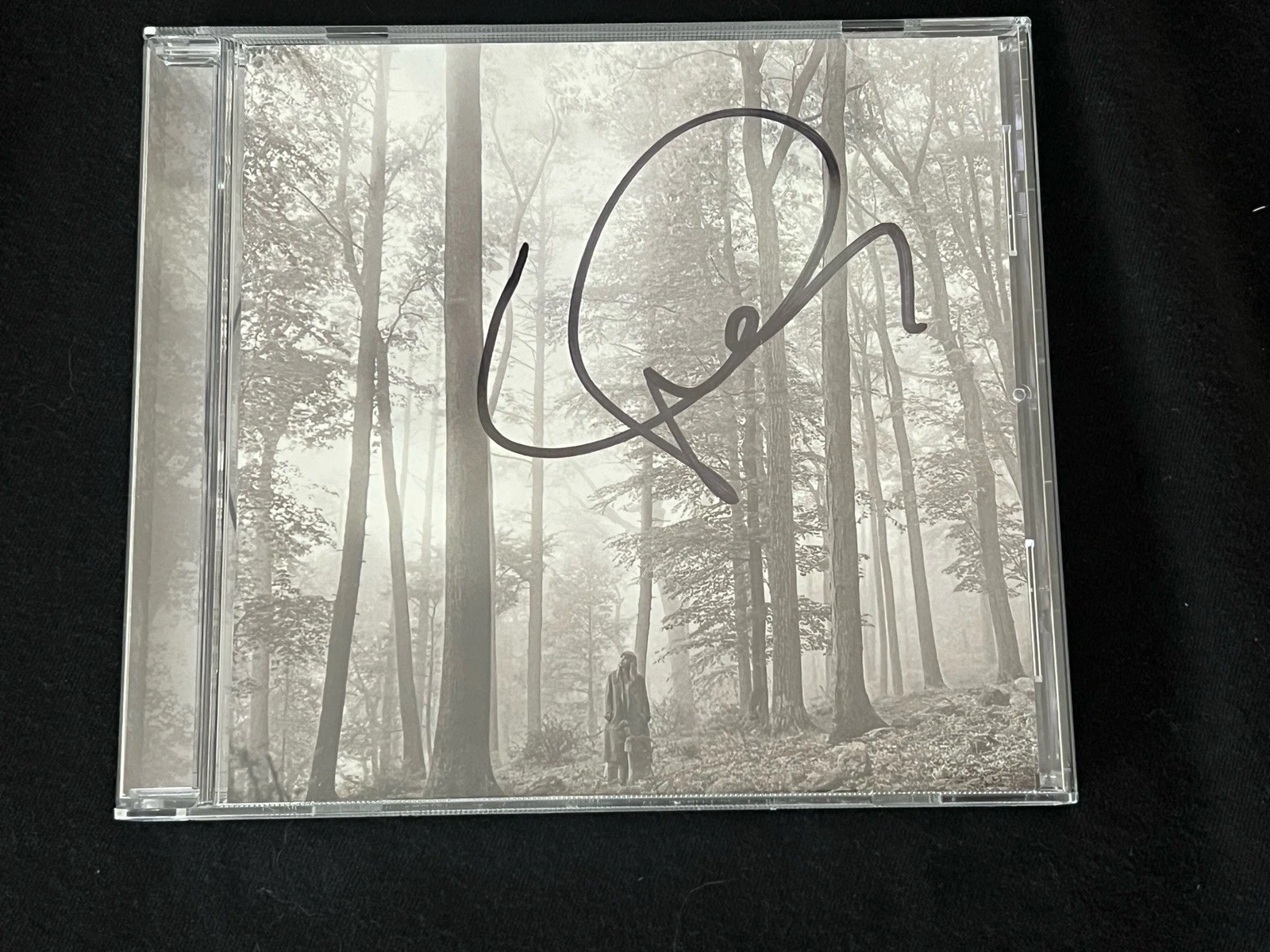 TAYLOR SWIFT HAND SIGNED CD BOOKLET AUTOGRAPH JSA COA REAL 100% AUTHENTIC