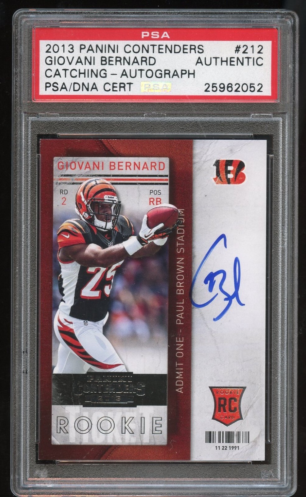 Giovani Bernard #212 signed autograph 2013 Panini Contenders Football Card PSA