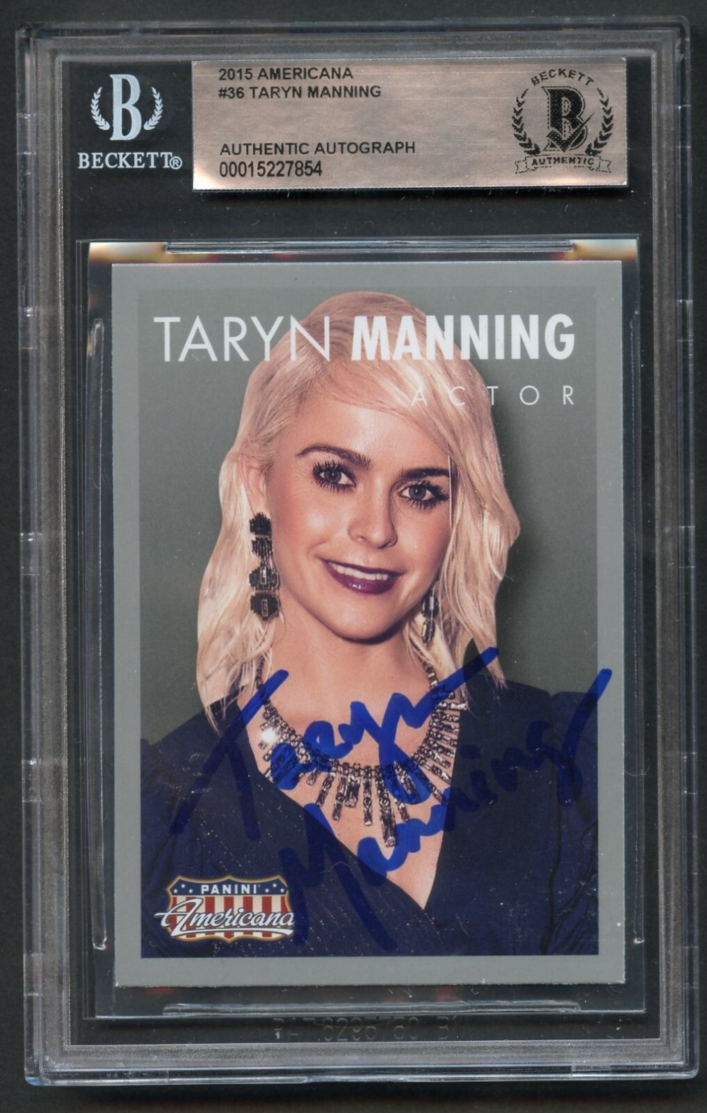Taryn Manning #36 signed autograph 2015 Panini Americana Actress BAS Slabbed