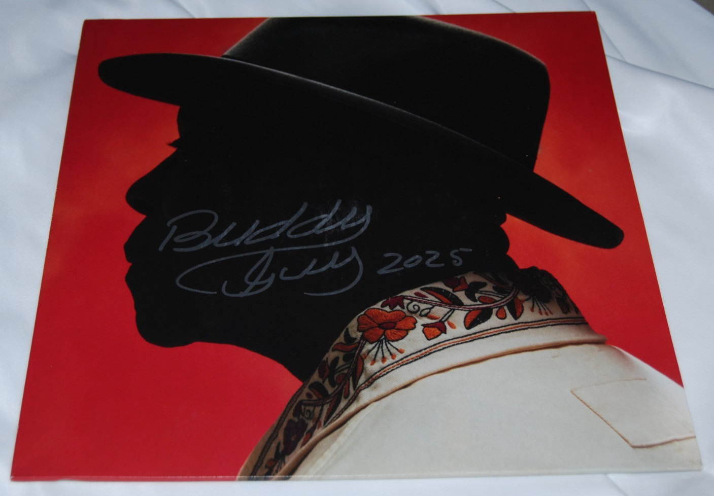 BUDDY GUY signed (AIN'T DONE WITH THE BLUES) Album Record LP BECKETT BAS BW54289