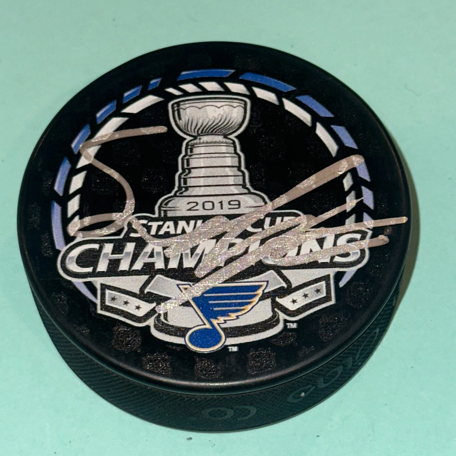 OSKAR SUNDQVIST (Blues) Signed 2019 STANLEY CUP CHAMPS Puck Beckett Auth BAS