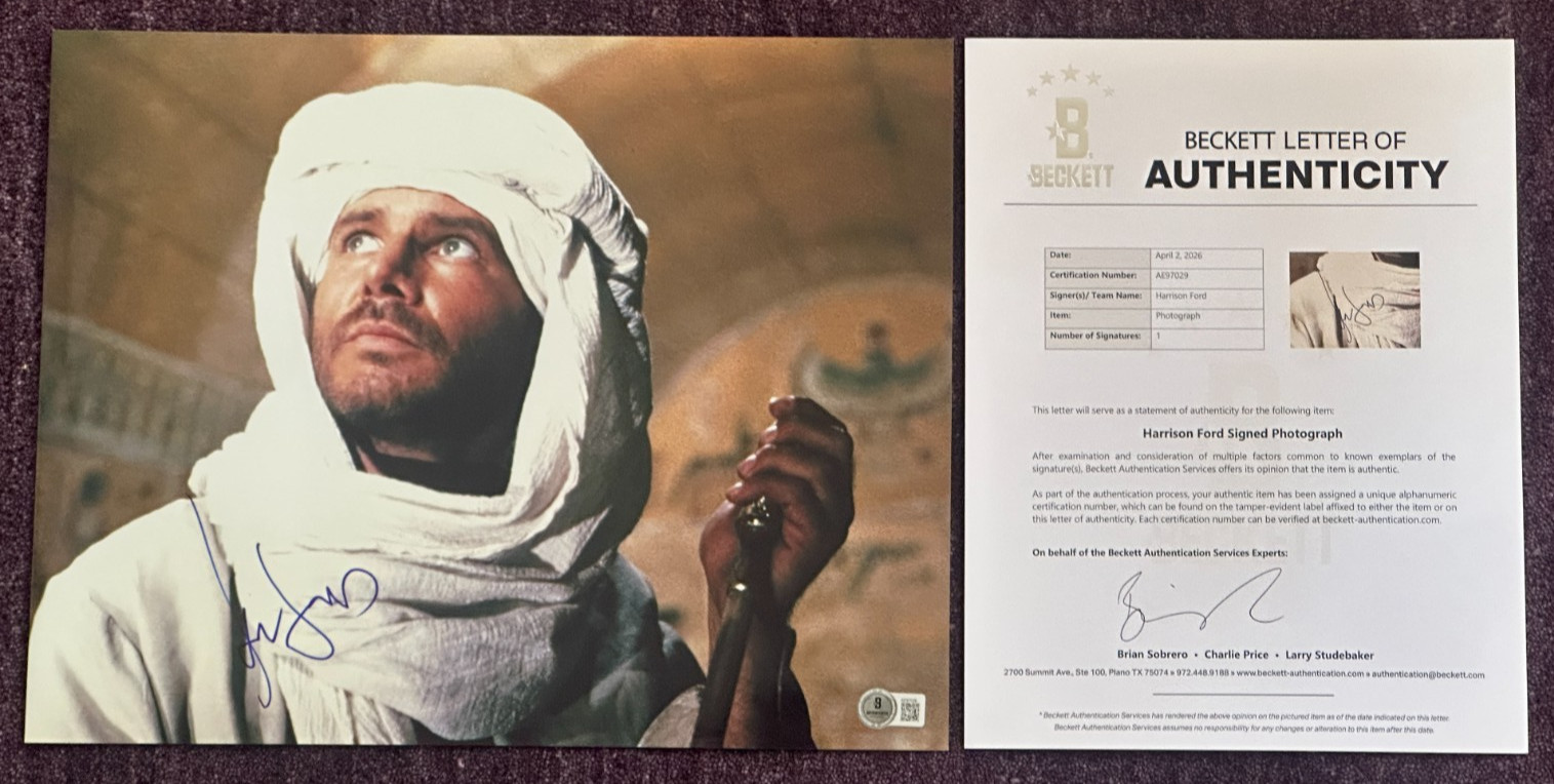 HARRISON FORD SIGNED INDIANA JONES 11×14 PHOTO BECKETT (BAS) LOA COLLECTIBLE MEMORABILIA