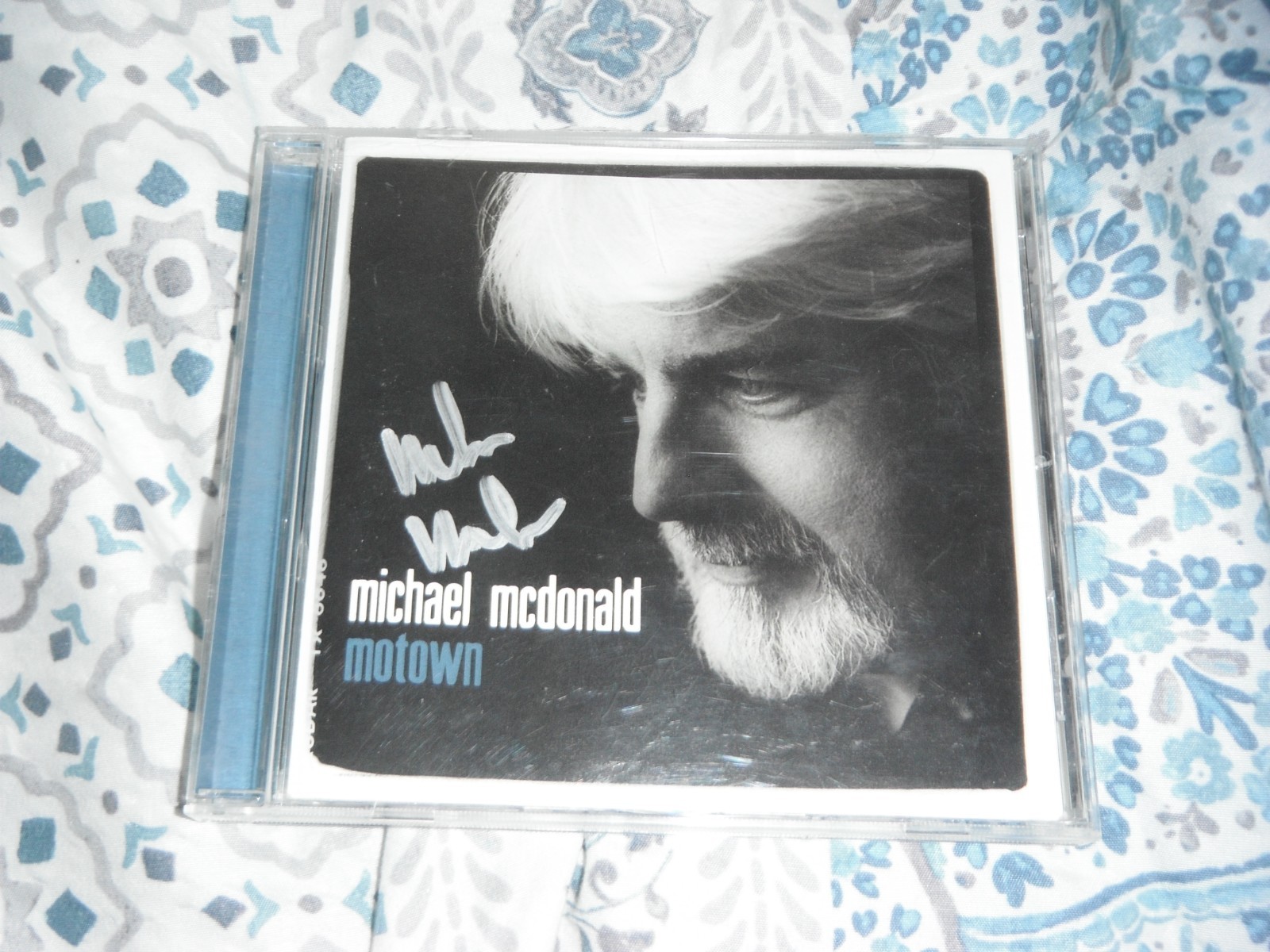 MICHAEL MCDONALD SIGNED MOTOWN CD COVER DOOBIE BROTHERS