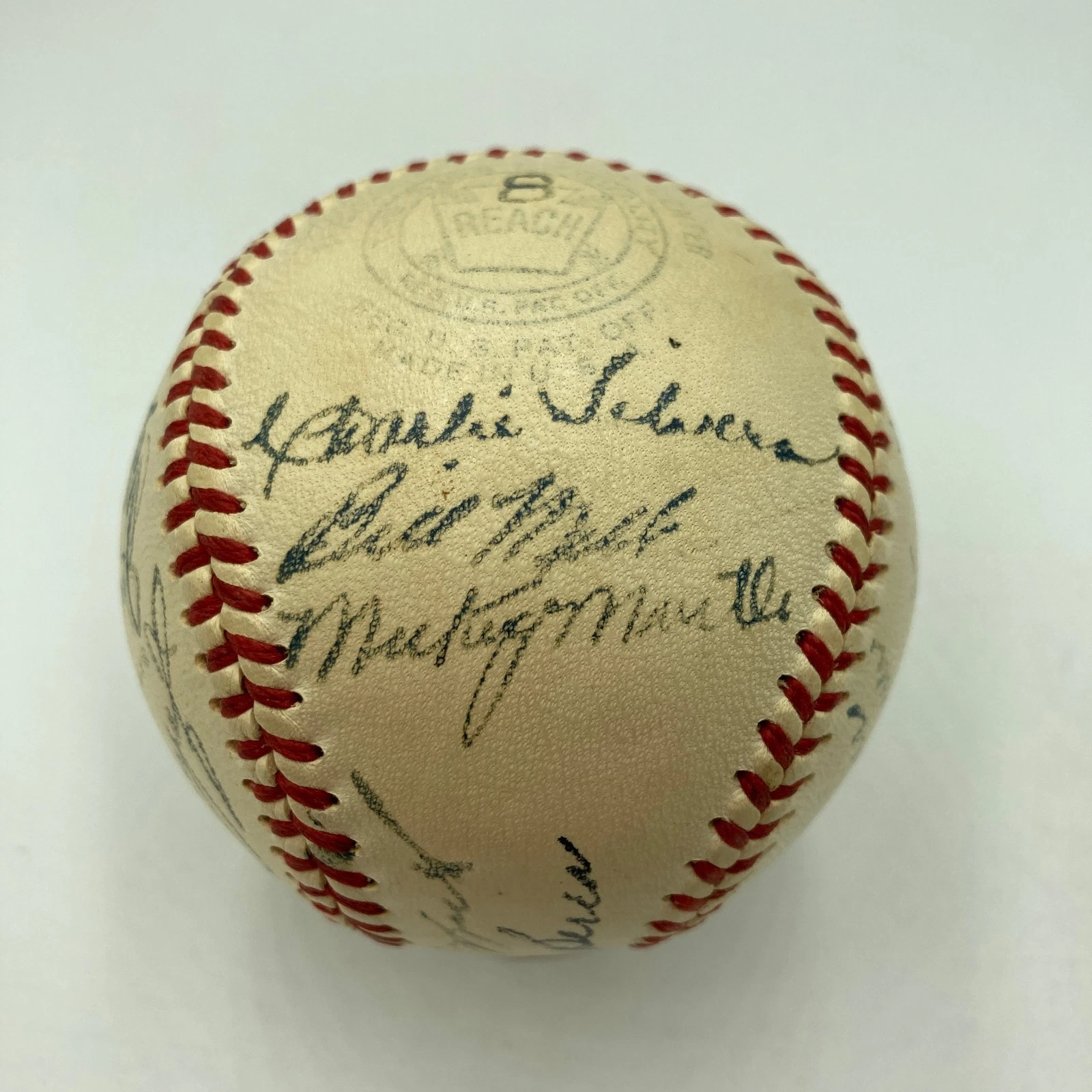 1952 New York Yankees World Series Champs Team Signed Baseball Mickey Mantle JSA
