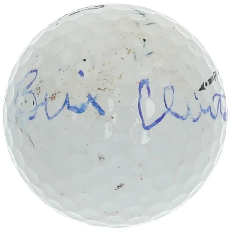 President Bill Clinton Signed Titleist 8 Golf Ball PSA DNA COA