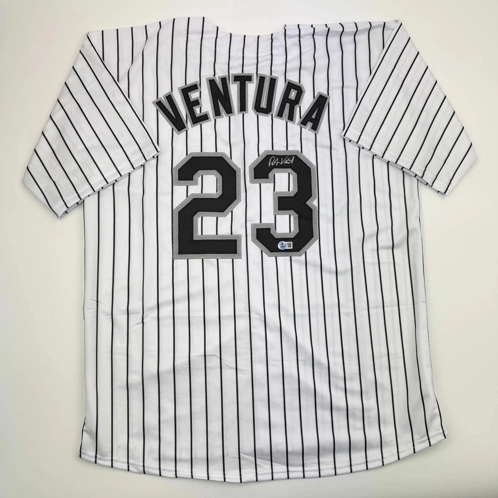 Autographed/Signed Robin Ventura Chicago Pinstripe Baseball Jersey Beckett COA