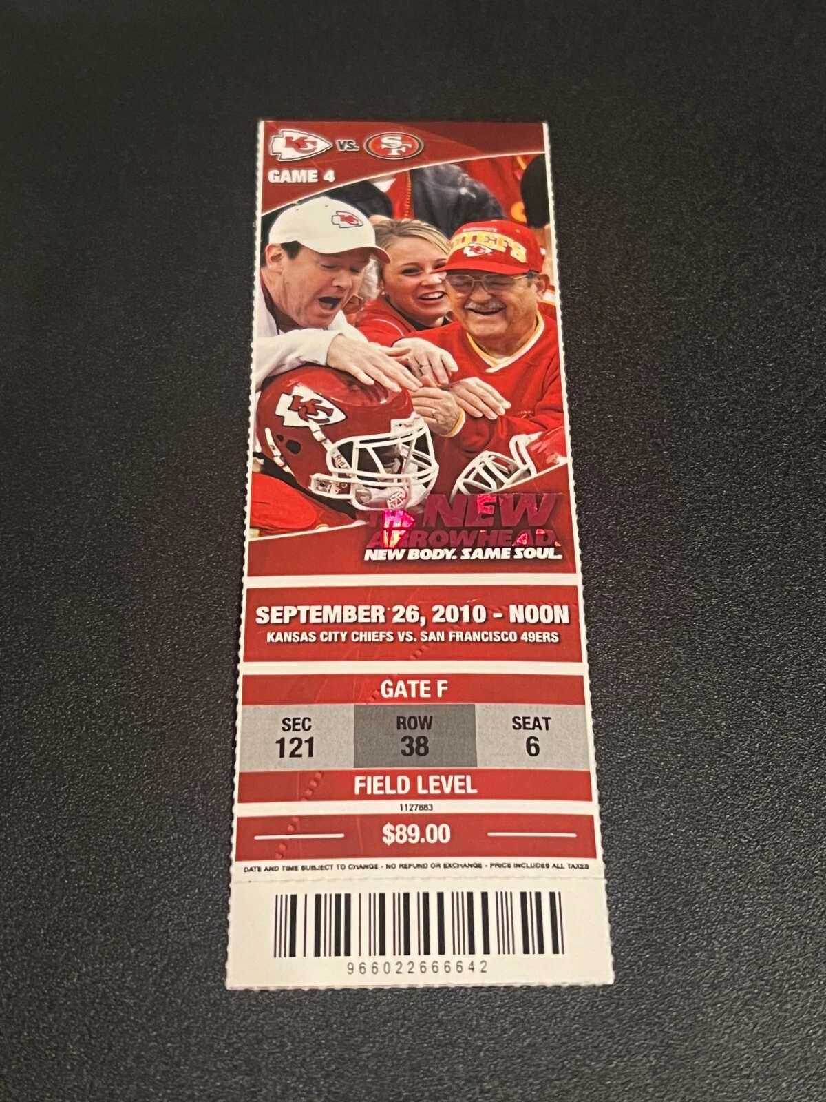 FOOTBALL TICKET STUB ARROWHEAD KANSAS CITY CHIEFS 2010 SAN FRANCISCO 49ERS 9/26