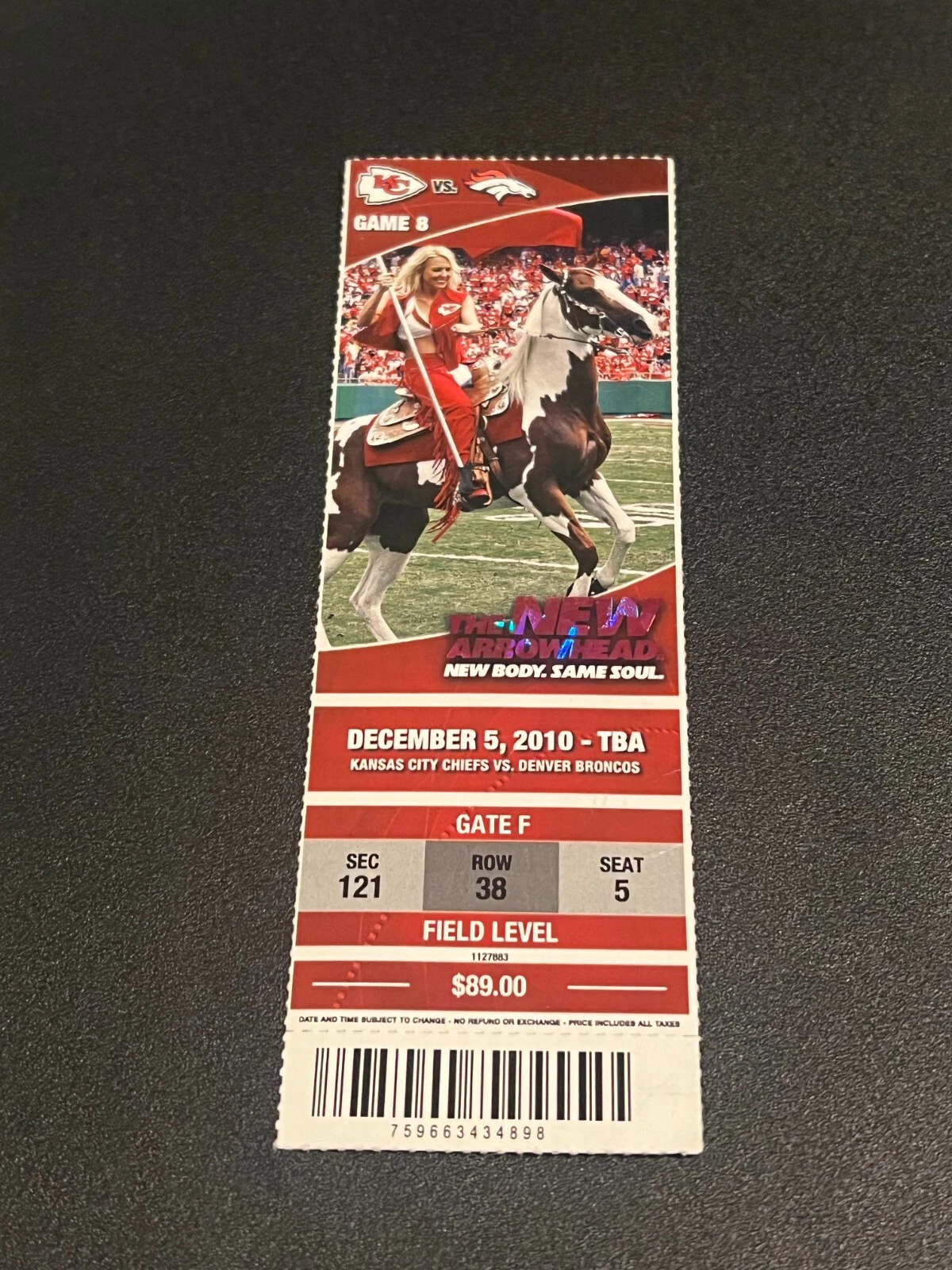 FOOTBALL TICKET STUB ARROWHEAD KANSAS CITY CHIEFS 2010 DENVER BRONCOS 12/5