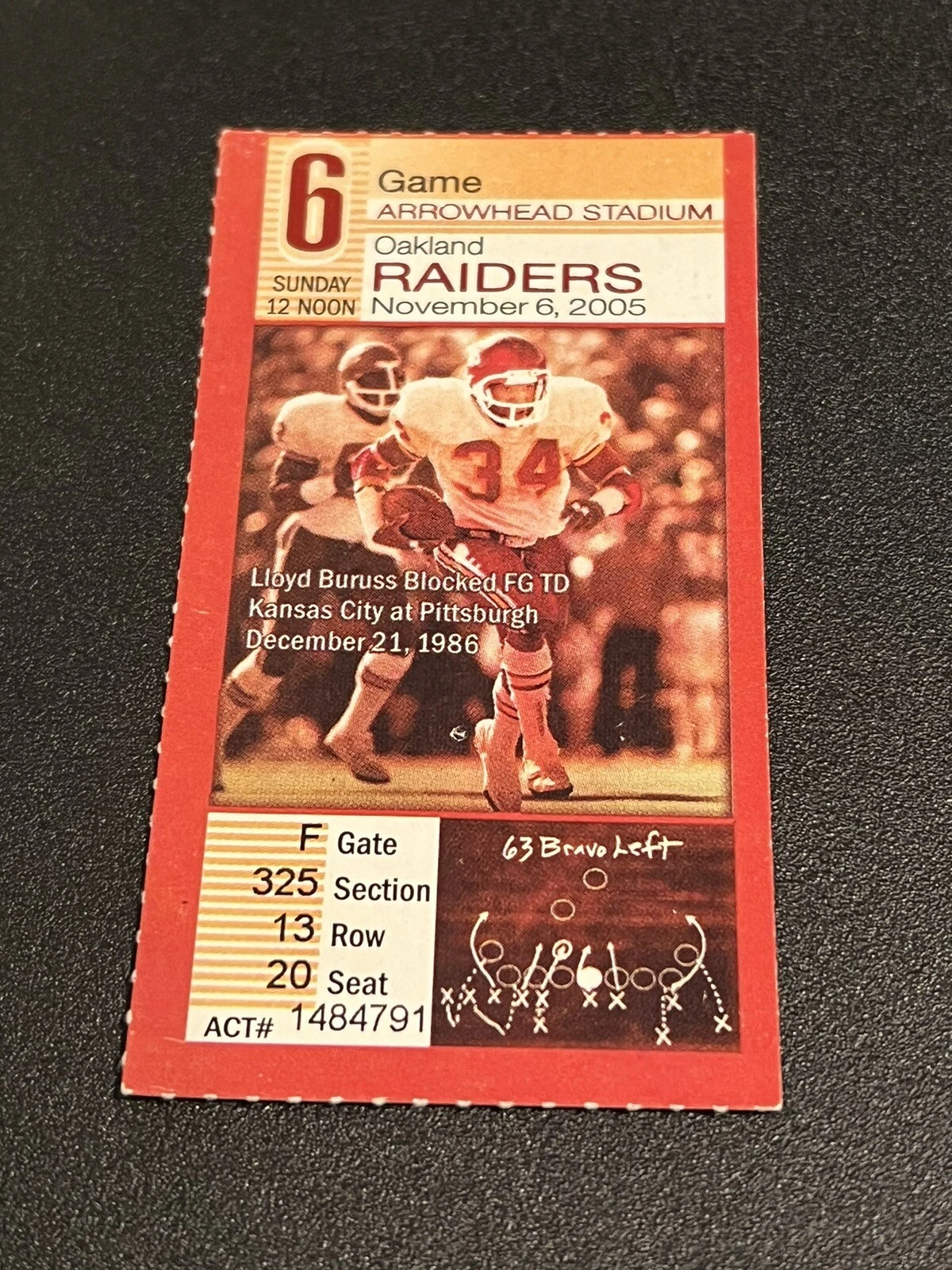 FOOTBALL TICKET STUB ARROWHEAD KANSAS CITY CHIEFS OAKLAND RAIDERS 11/6 2005