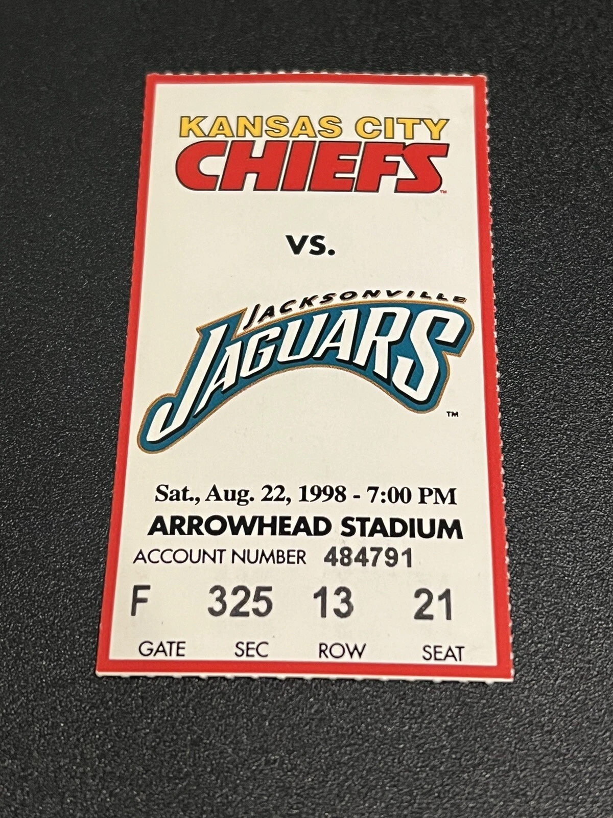 FOOTBALL TICKET STUB ARROWHEAD KANSAS CITY CHIEFS JACKSONVILLE JAGUARS 1998 8/22