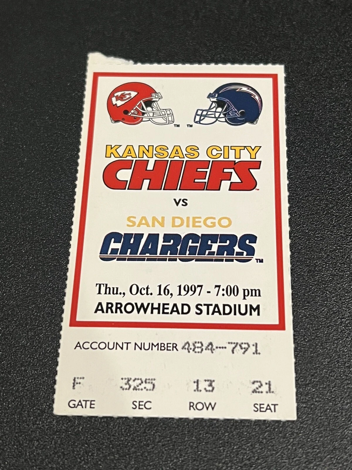 FOOTBALL TICKET STUB ARROWHEAD KANSAS CITY CHIEFS SAN DIEGO CHARGERS 10/16 1997
