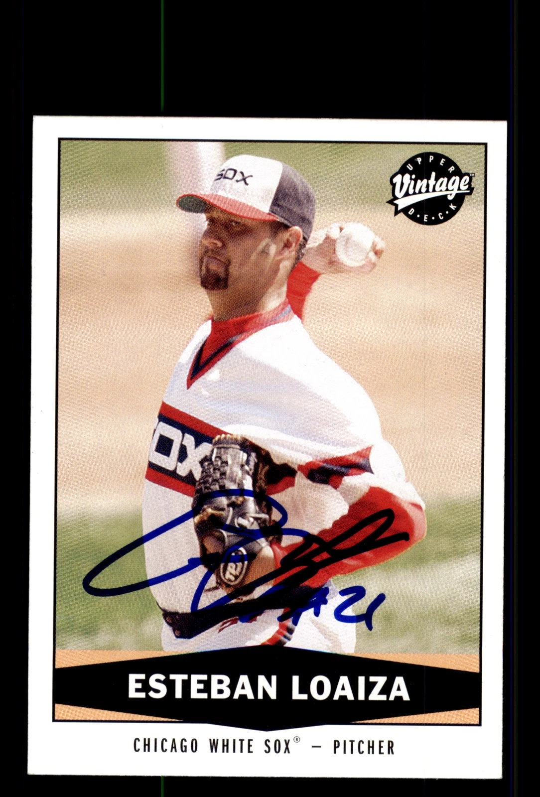 Signed Baseball Card Auto Esteban Loaiza 2004 Upper Deck Vintage #130 White Sox