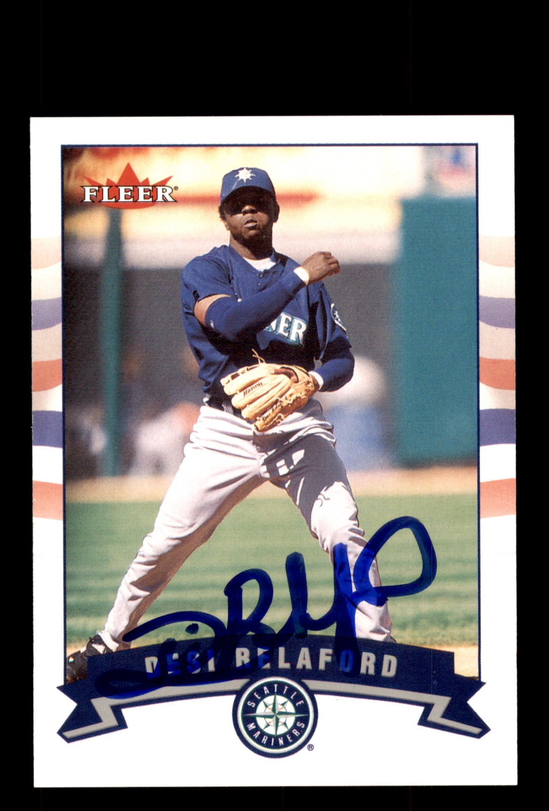 Signed Baseball Card Auto Desi Relaford 2002 Fleer #153 Seattle Mariners
