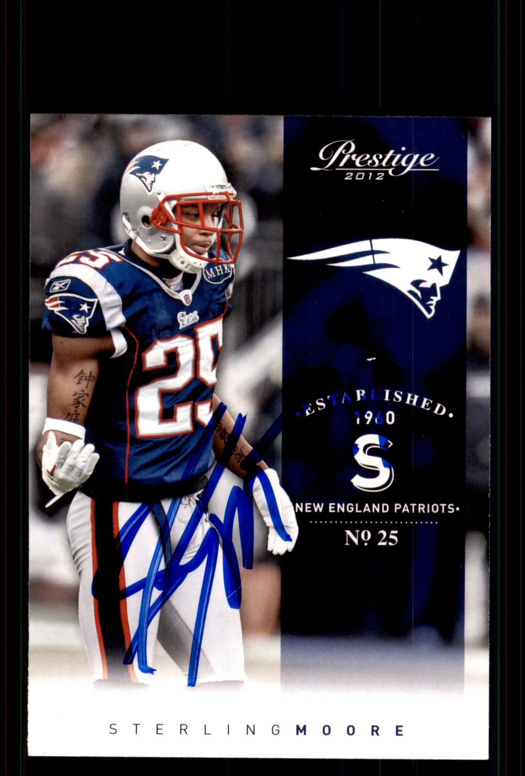 Signed Football Card Auto Sterling Moore 2012 Panini Prestige #113 Patriots