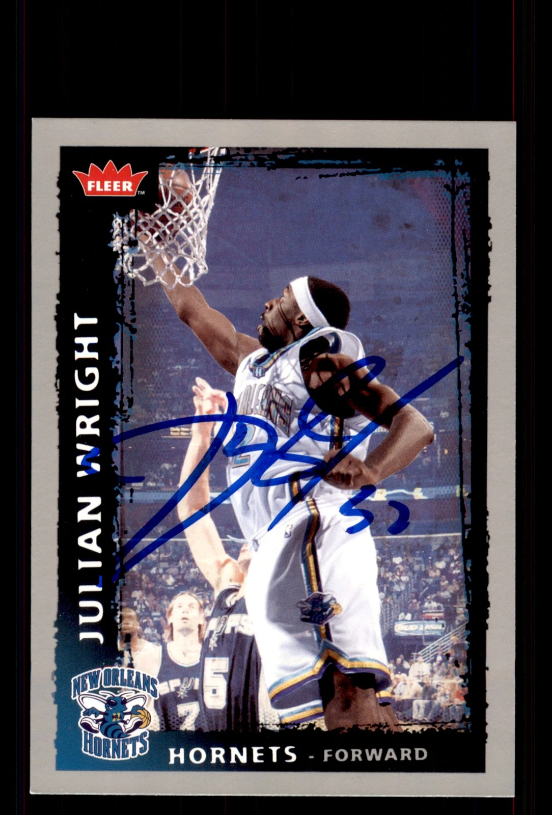 Signed Basketball Card Auto Julian Wright 2008-09 Fleer #113 New Orleans Hornets