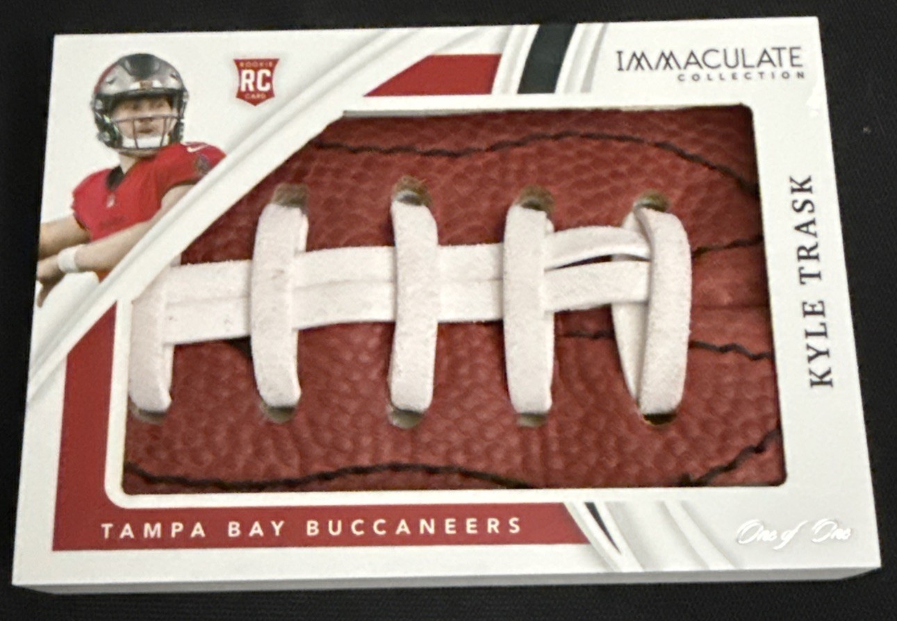 2021 Panini Immaculate KYLE TRASK TAMPA BAY BUCCANEERS Rookie Laces Relic #1/1