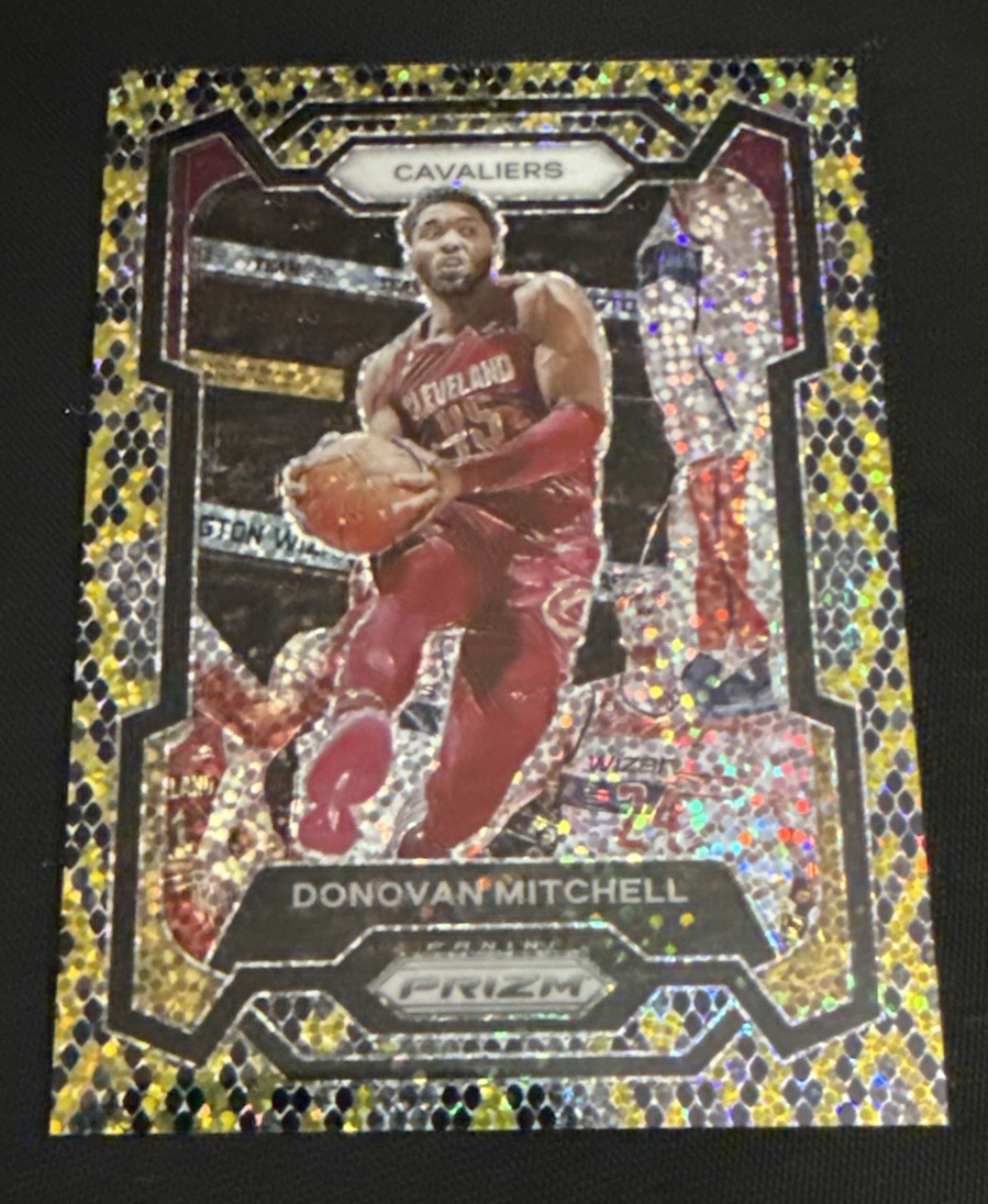 DONOVAN MITCHELL 2023-24 PANINI PRIZM #43 KING SNAKE SSP CAVALIERS
