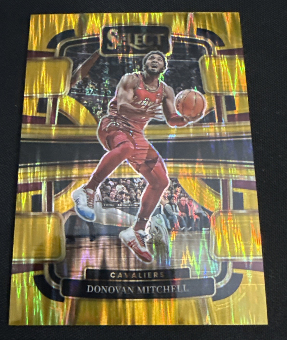 Panini 2023-24 Select Donovan Mitchell Gold Tectonic /10 #38 CAVS SSP
