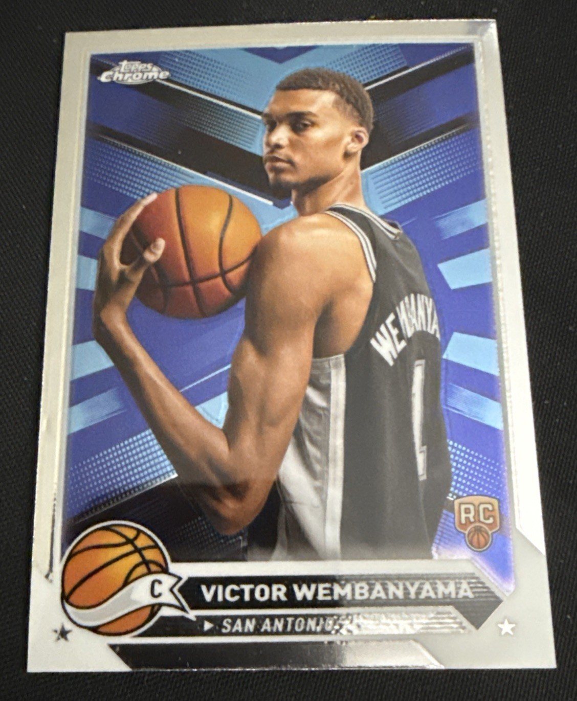 Topps 2023-24 Chrome Victor Wembanyama Rookie San Antonio Spurs #1